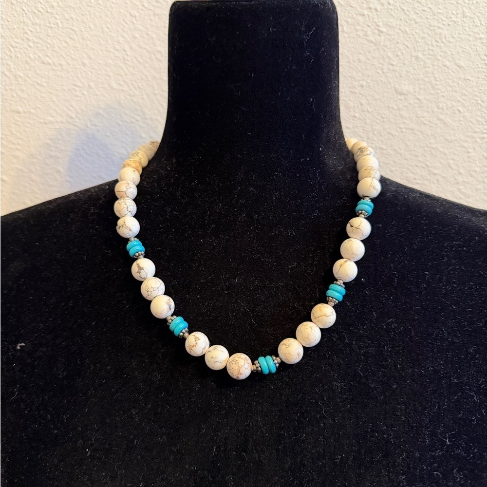 White Howlite & Turquoise Beaded Necklace | Southwestern Boho